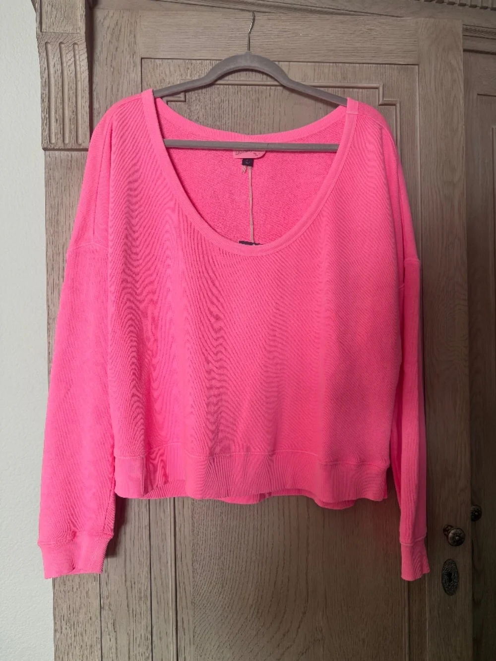Women’s sweatshirt